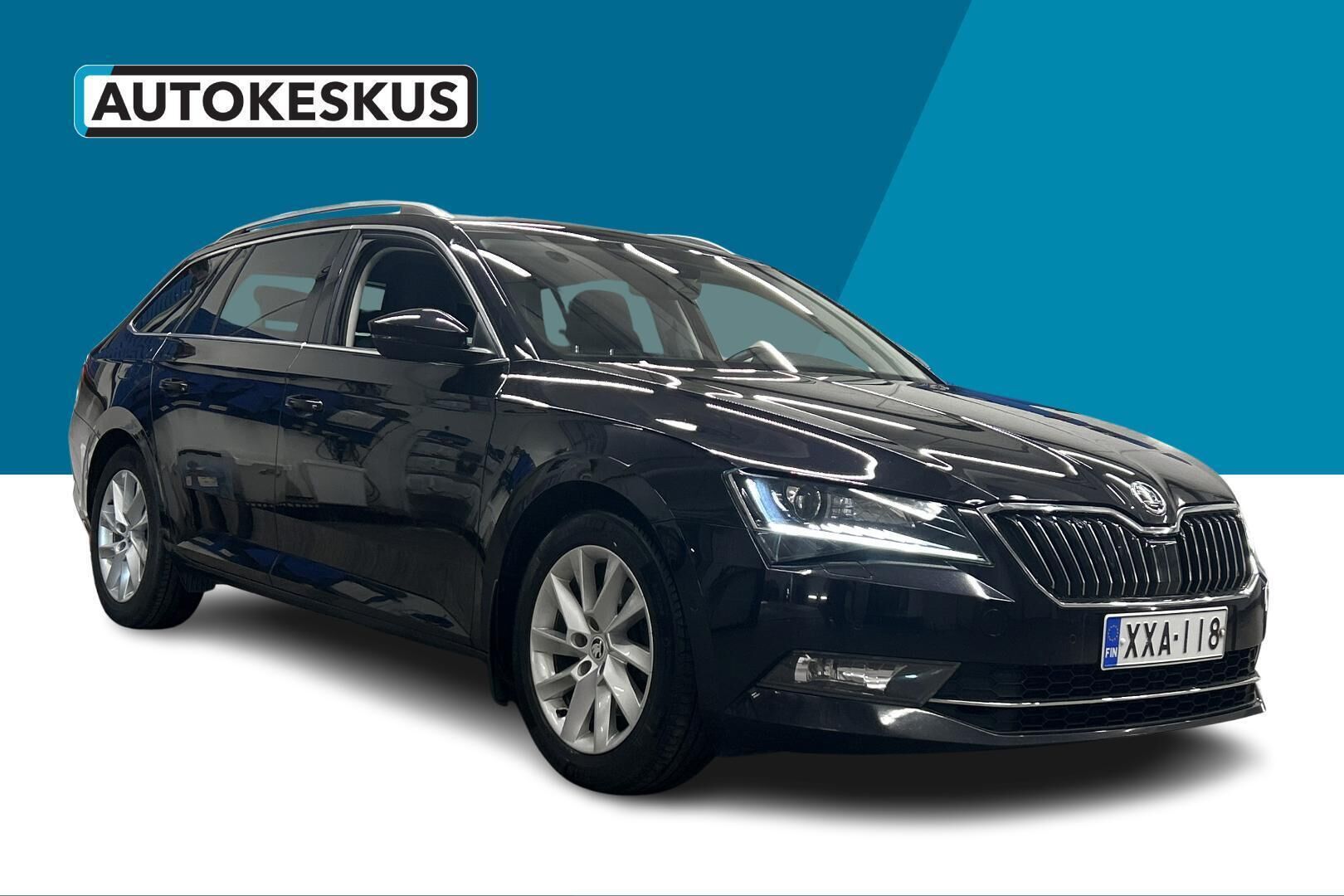 Skoda Superb iso kuva 3