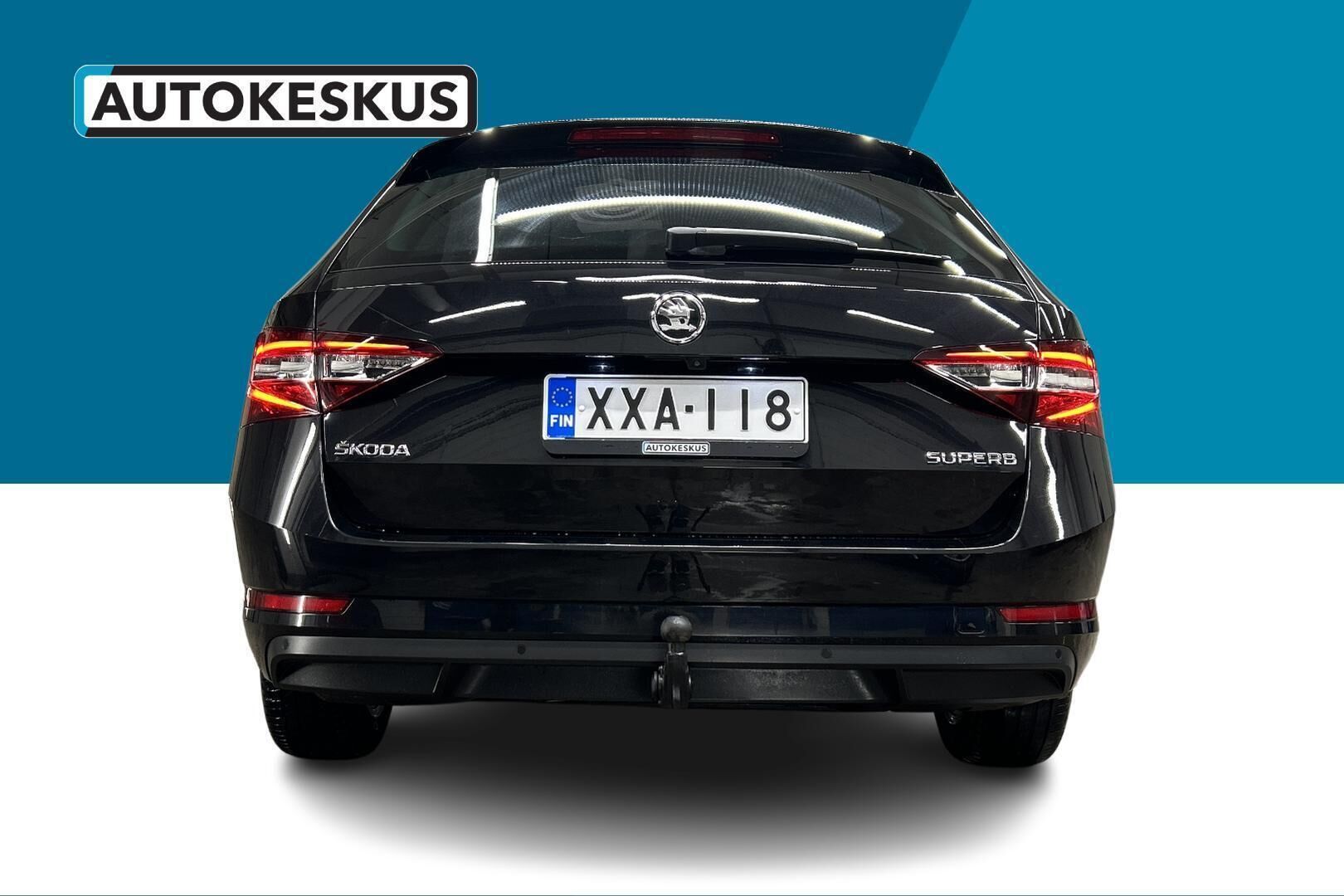 Skoda Superb iso kuva 6