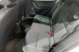 Skoda Octavia esikatselu 10