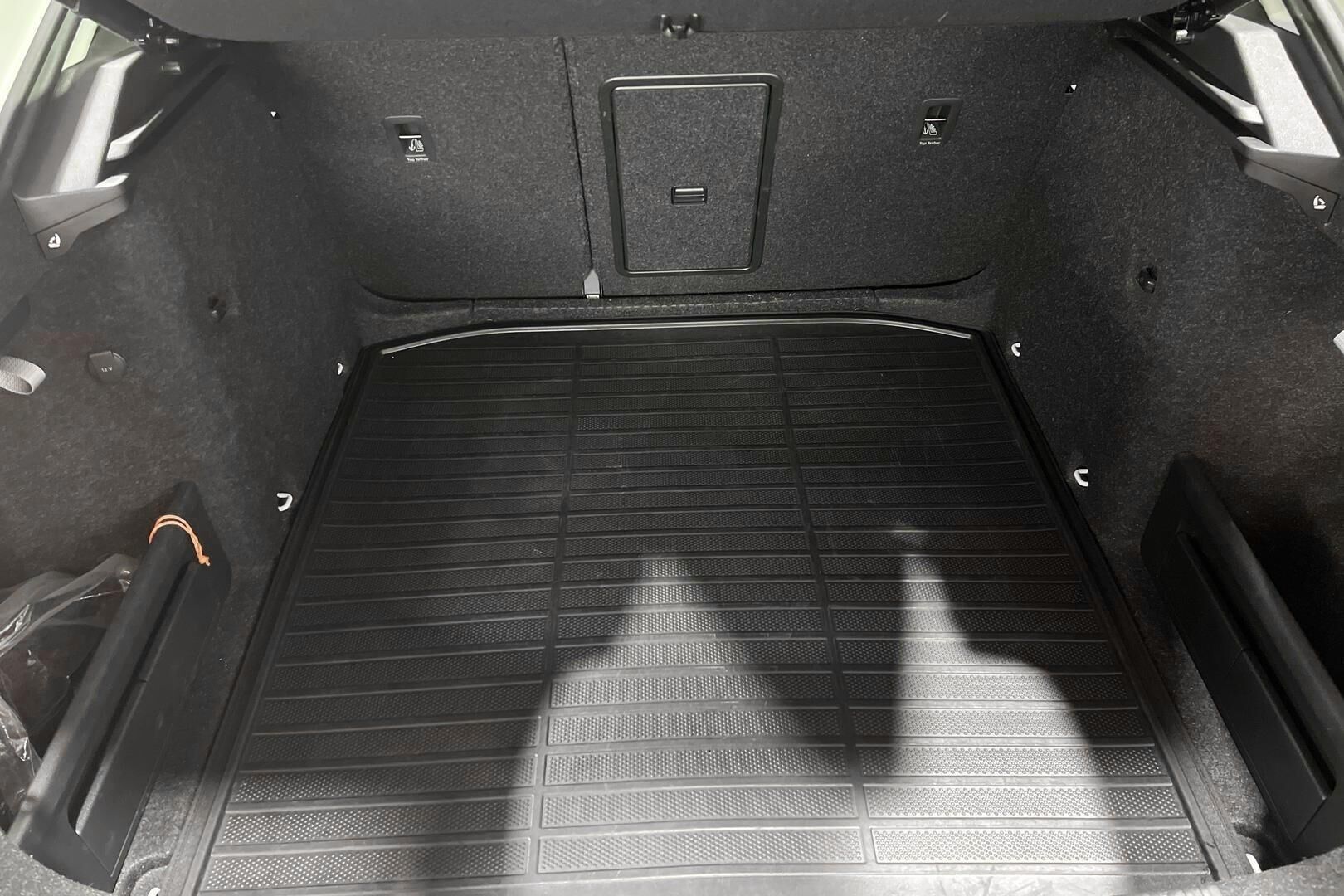 Skoda Octavia iso kuva 12