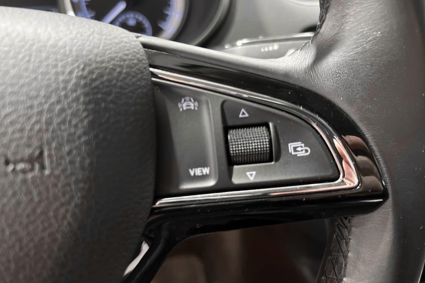 Skoda Octavia iso kuva 15