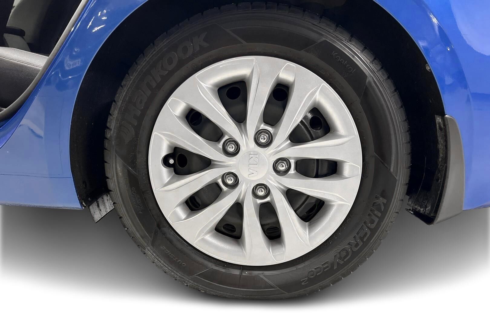 Kia Ceed iso kuva 13