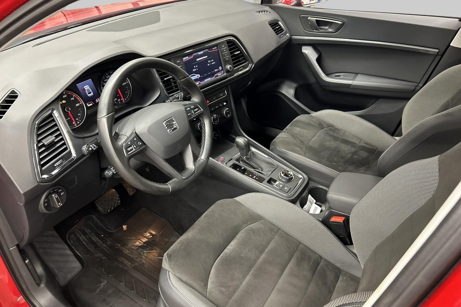 Seat Ateca iso kuva 9