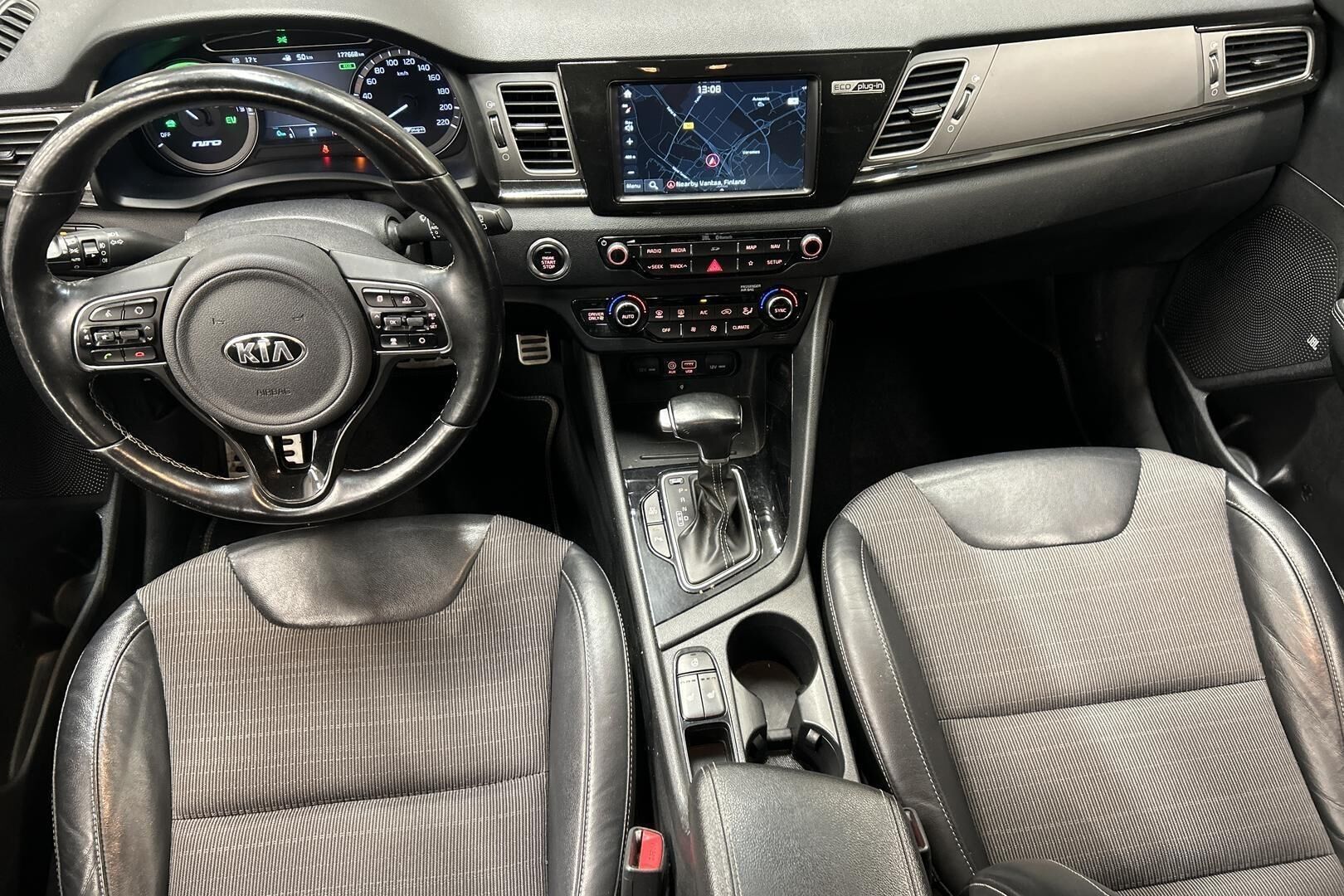 Kia Niro plug-in iso kuva 11