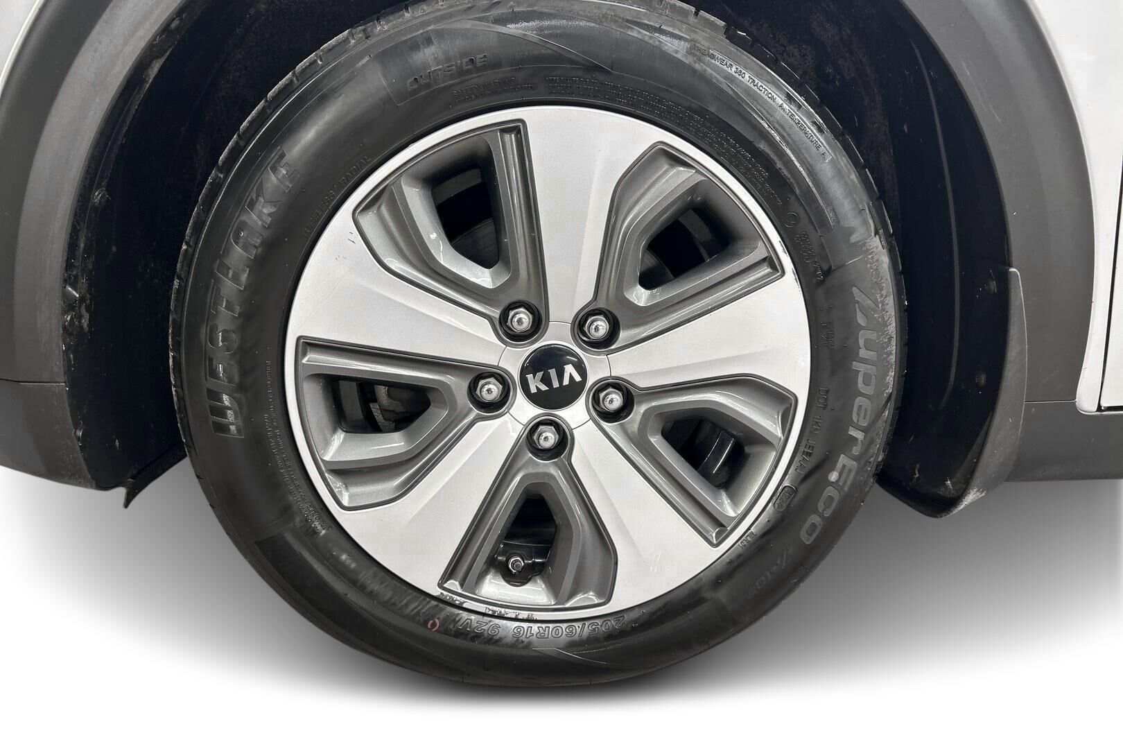 Kia Niro plug-in iso kuva 13