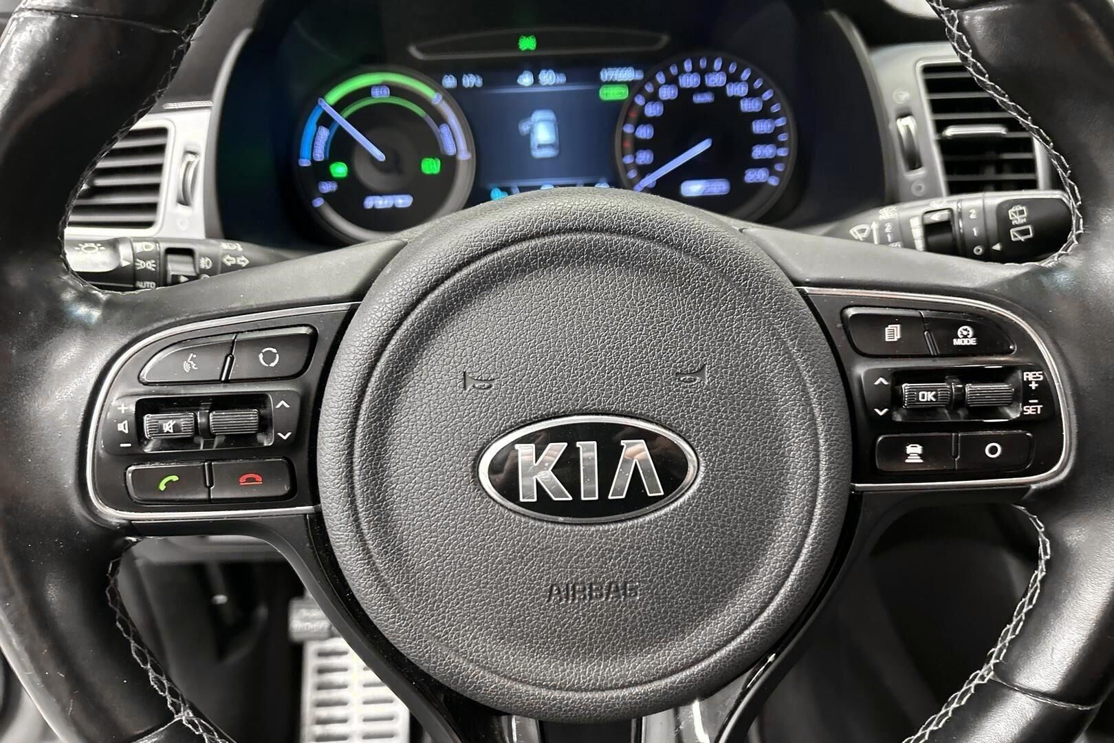 Kia Niro plug-in iso kuva 20