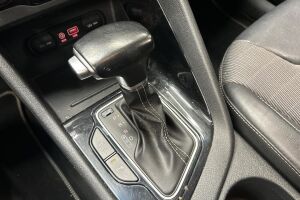 Kia Niro plug-in esikatselu 24