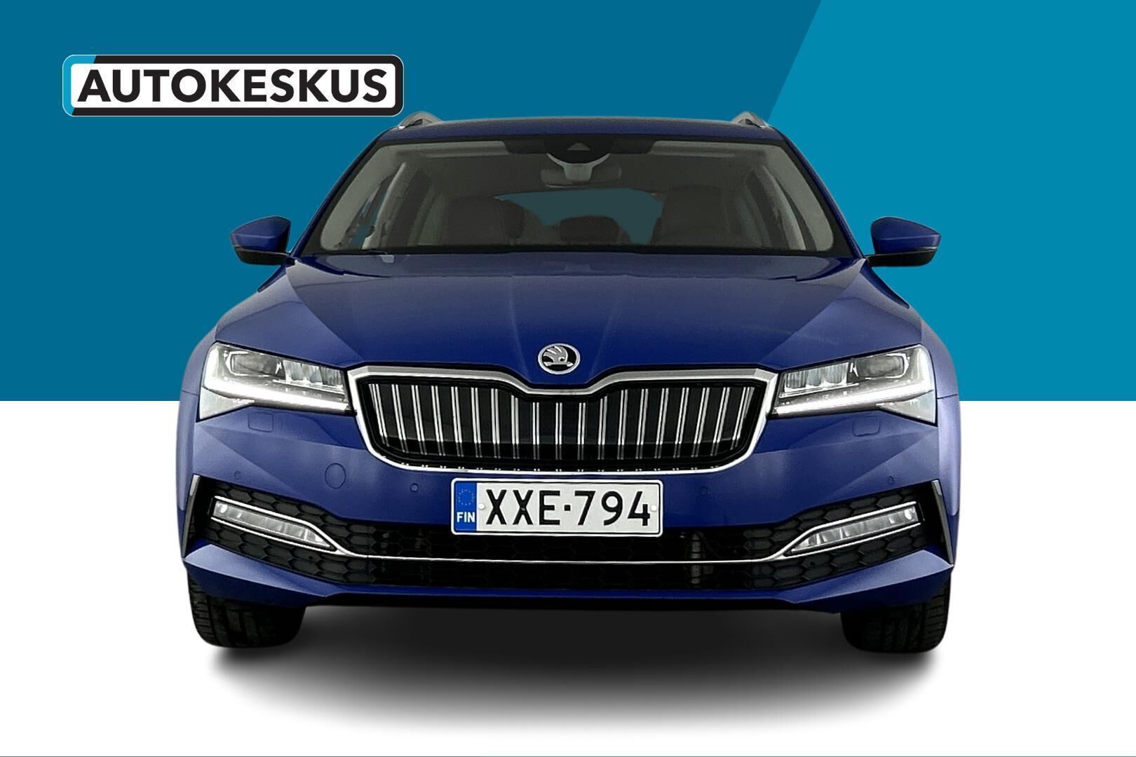 Skoda Superb iso kuva 1