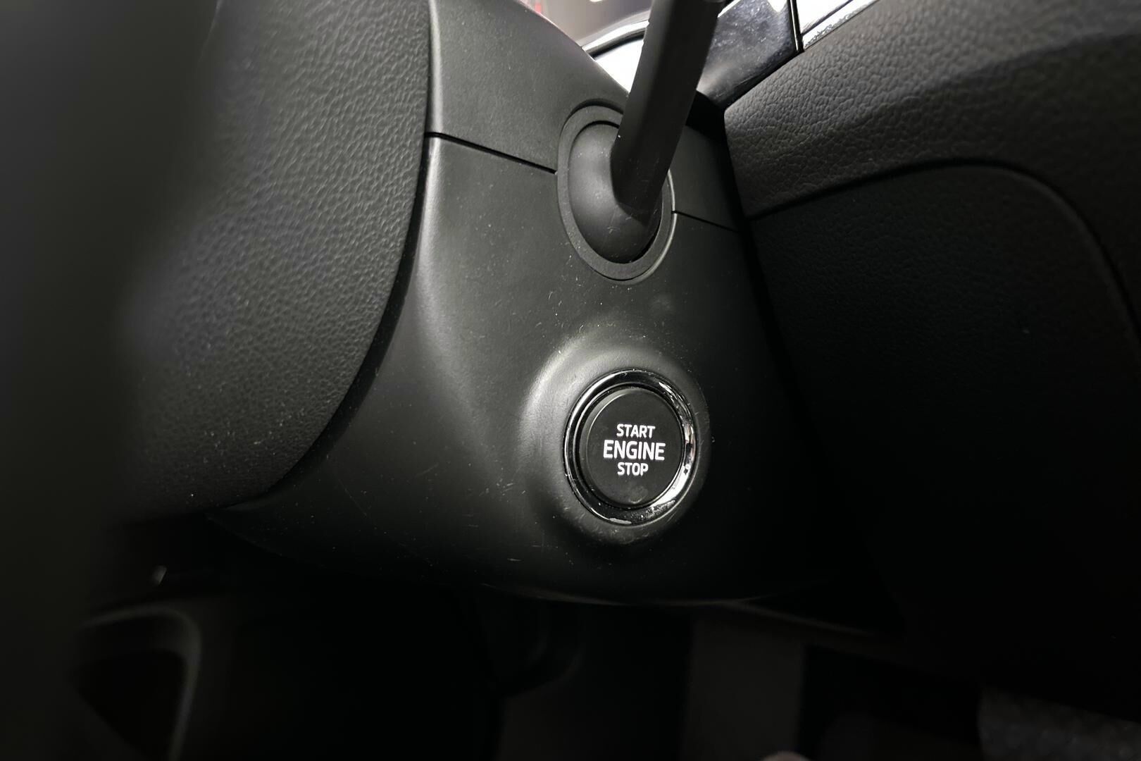 Skoda Superb iso kuva 19
