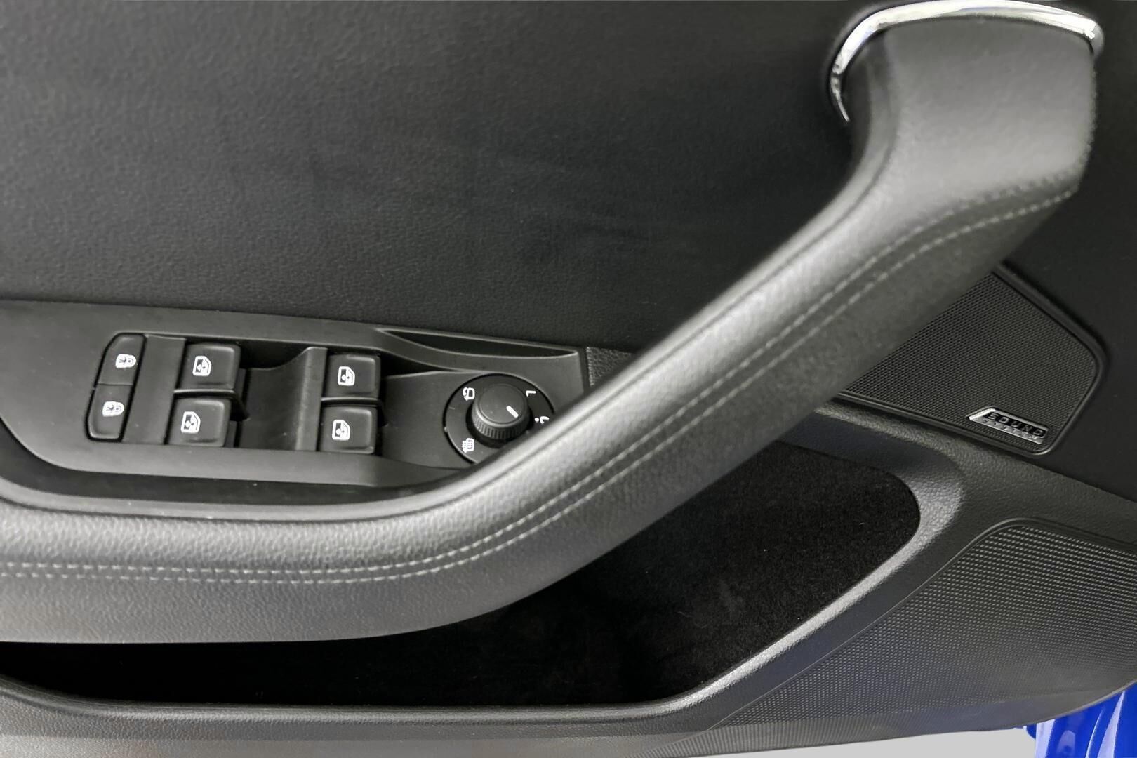 Skoda Superb iso kuva 20