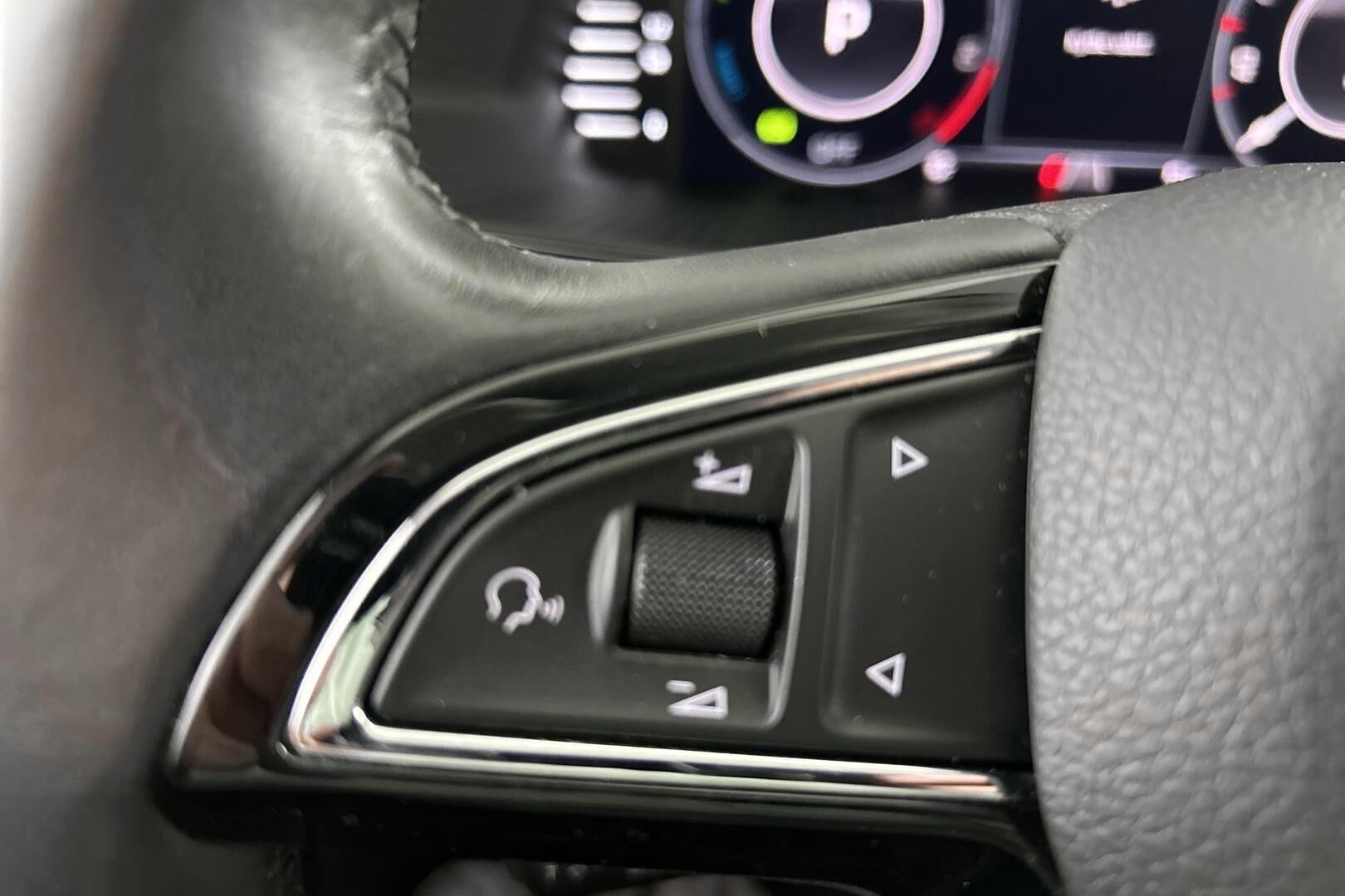 Skoda Superb iso kuva 21
