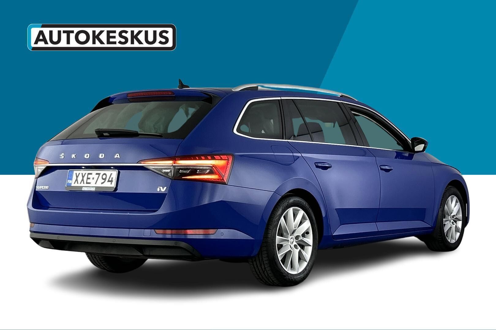 Skoda Superb iso kuva 9