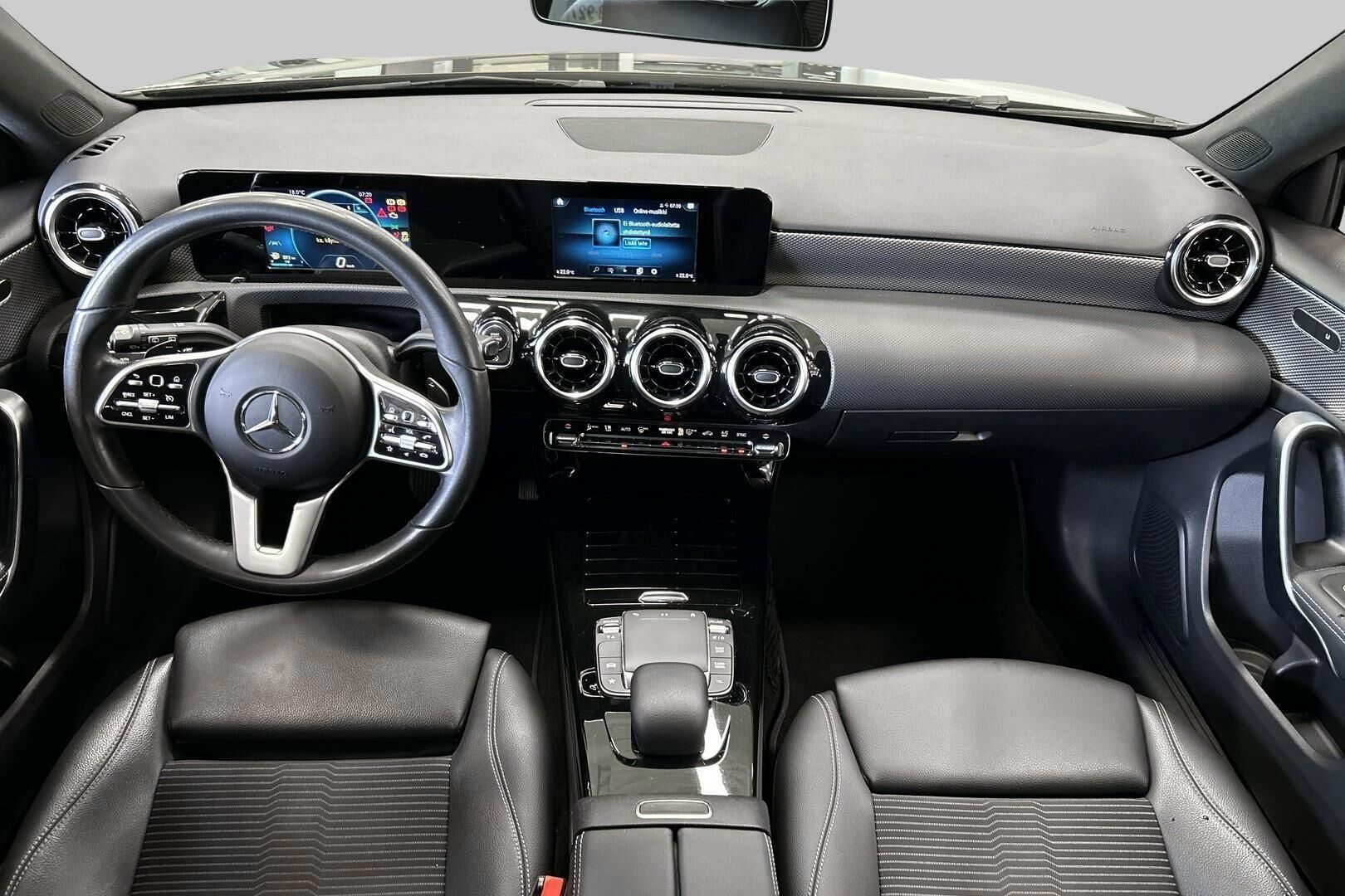 Mercedes-Benz A iso kuva 10