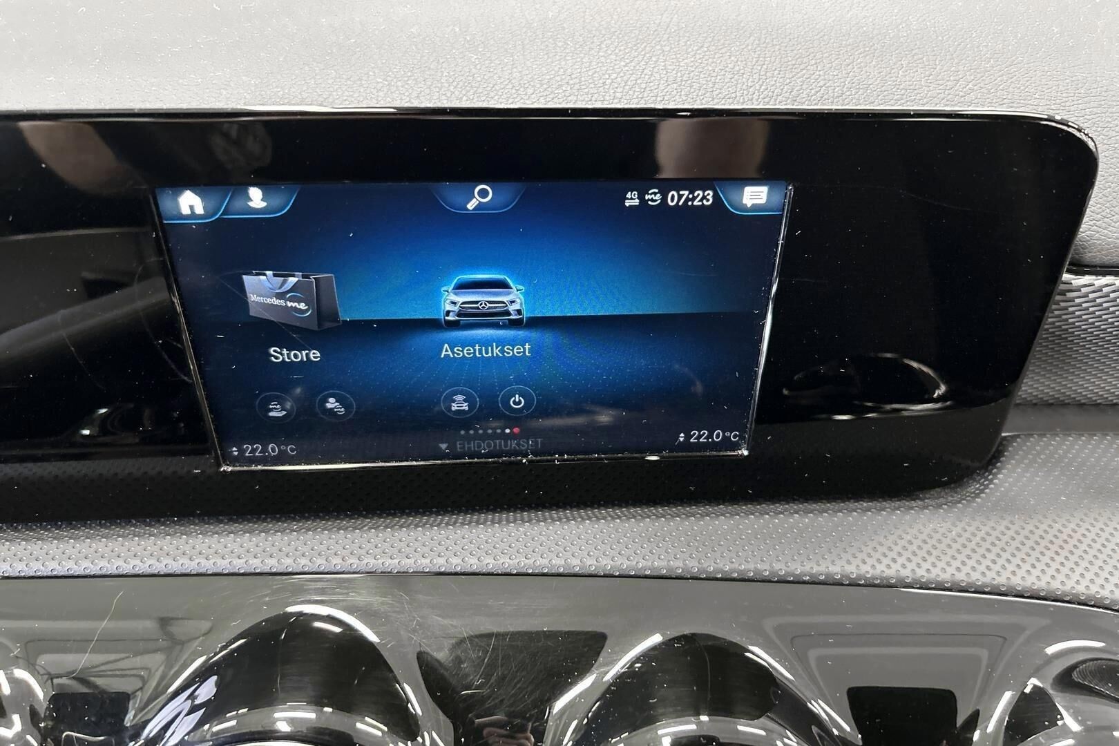 Mercedes-Benz A iso kuva 17