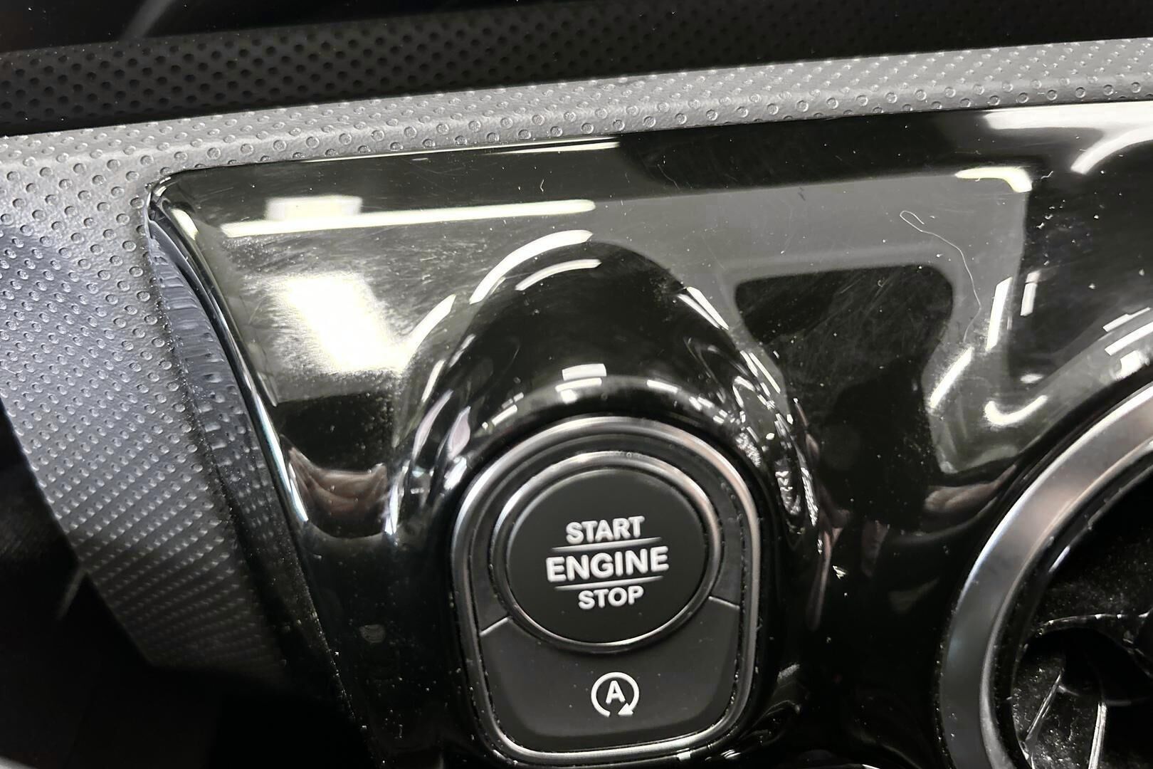 Mercedes-Benz A iso kuva 21