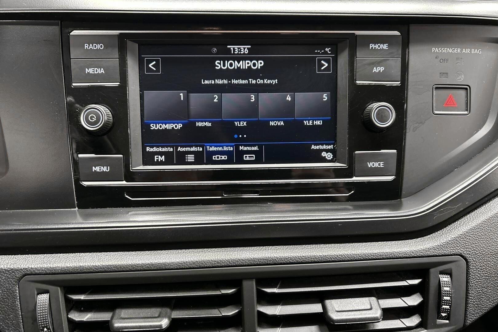 Volkswagen Polo iso kuva 15