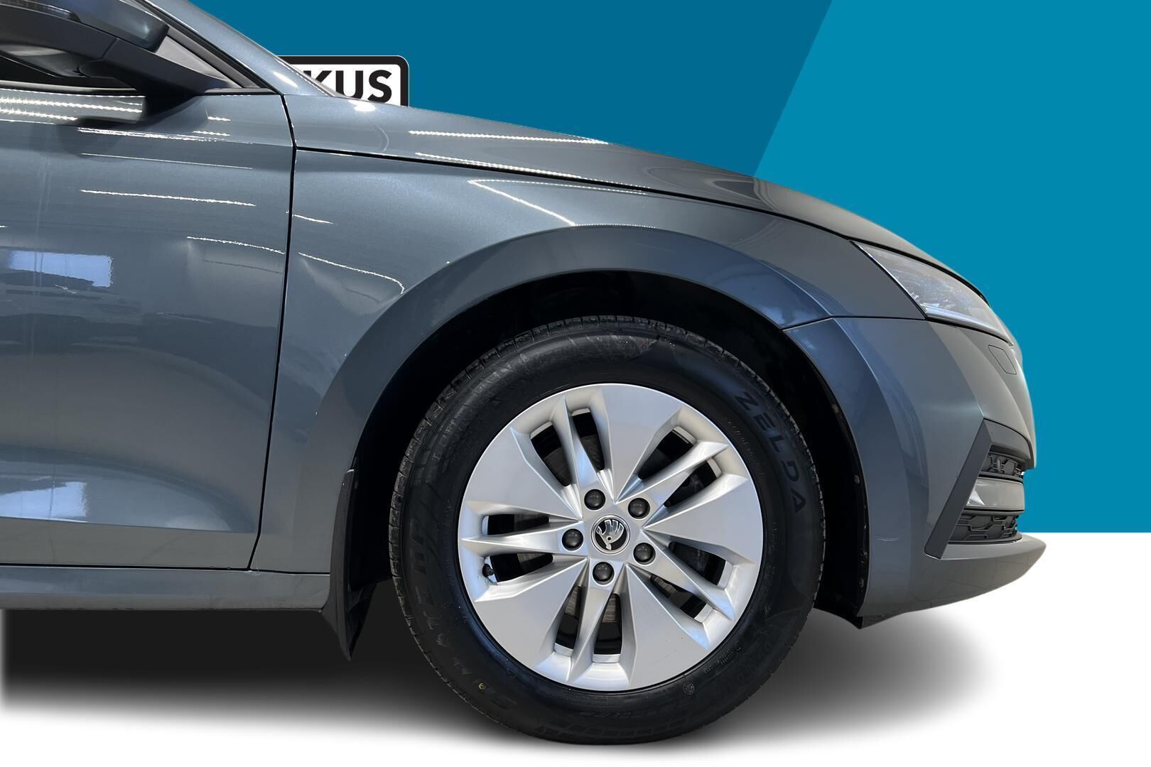 SKODA Octavia iso kuva 13