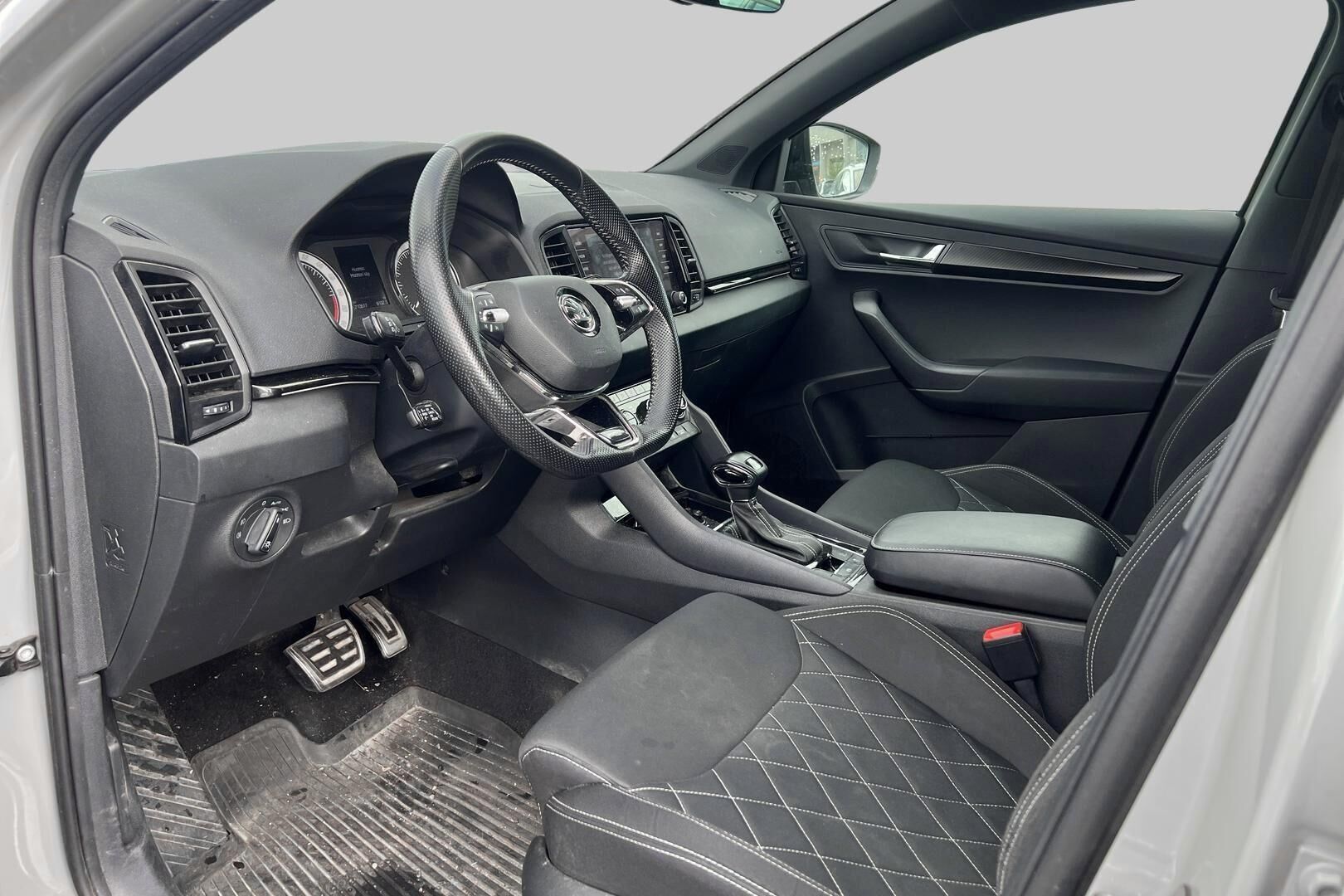 Skoda Karoq iso kuva 2