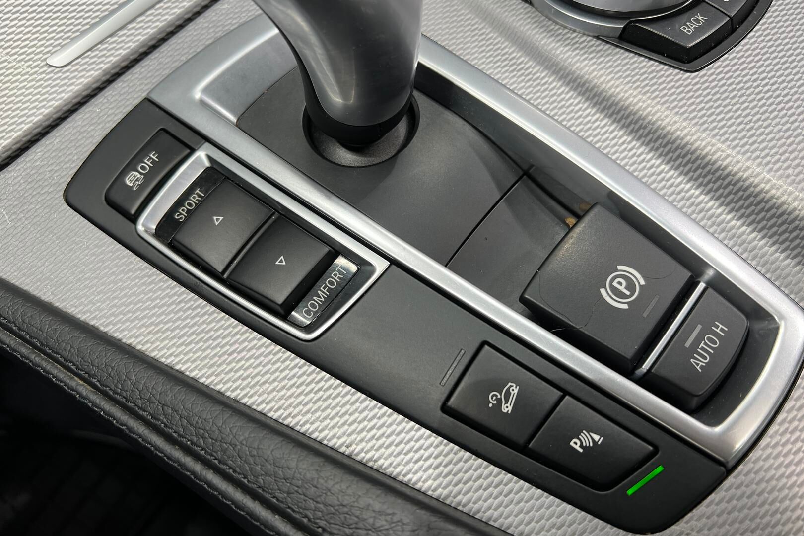 BMW 5-SARJA iso kuva 17