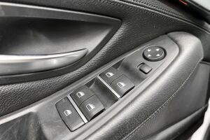 BMW 5-SARJA esikatselu 24