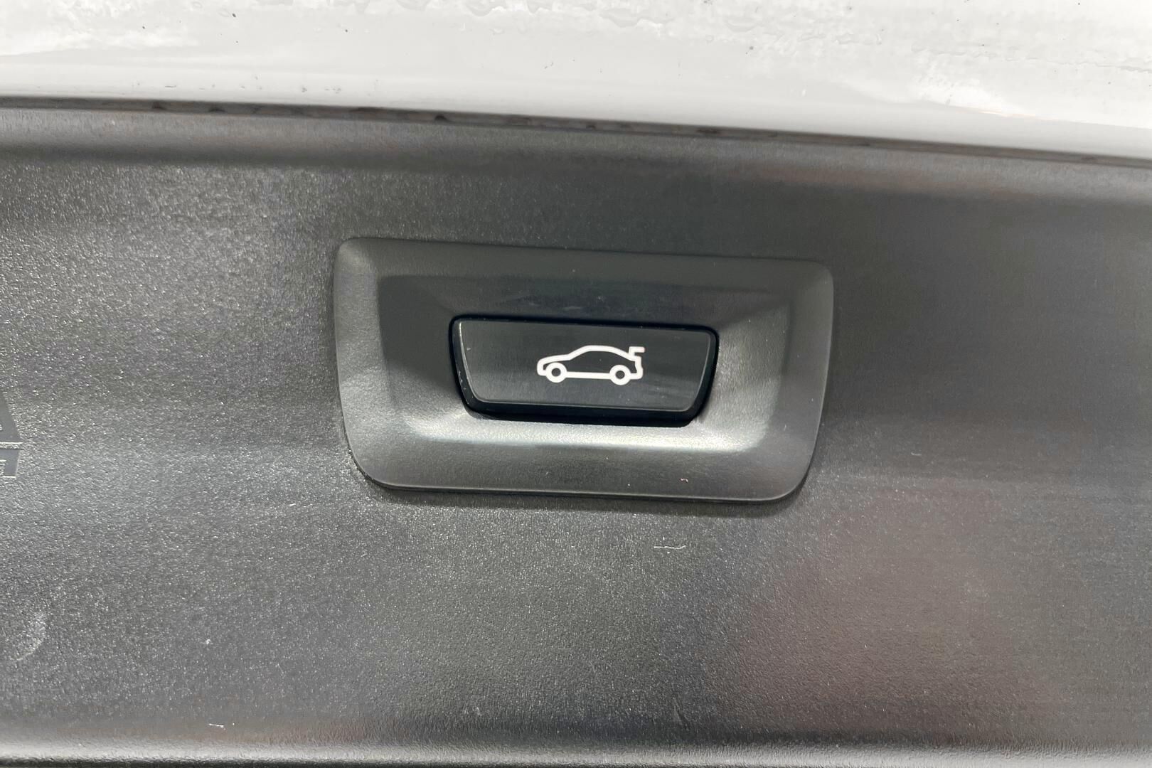 BMW 5-SARJA iso kuva 28