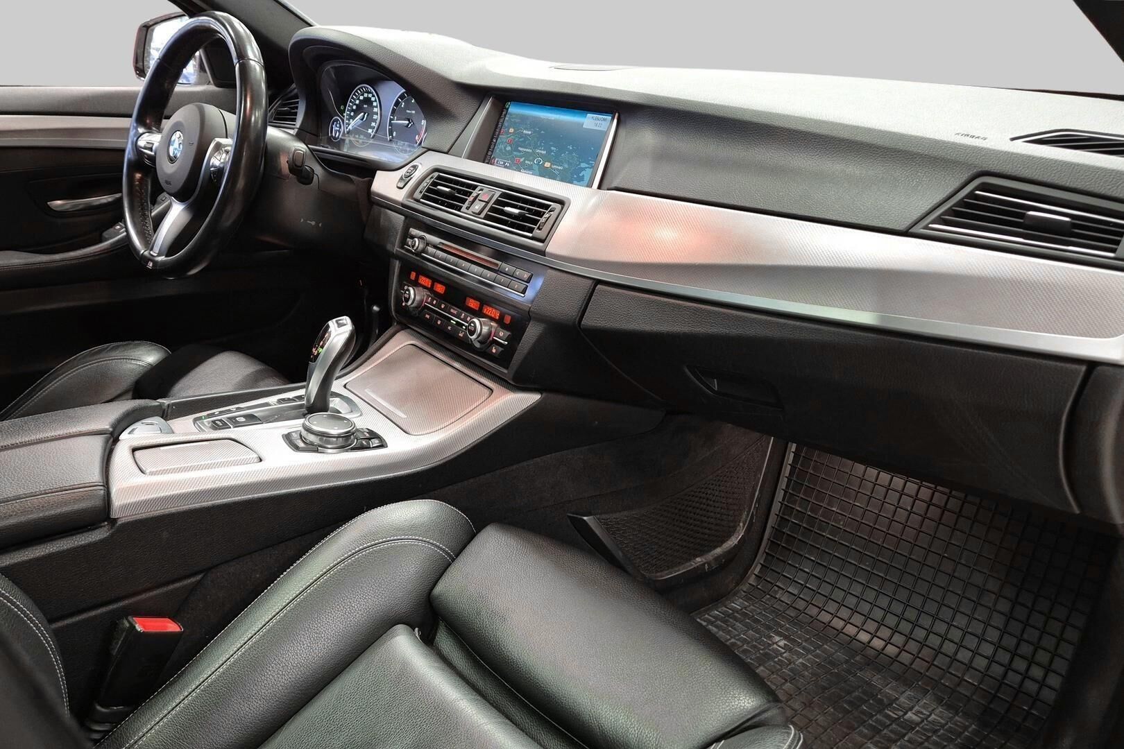 BMW 5-SARJA iso kuva 5