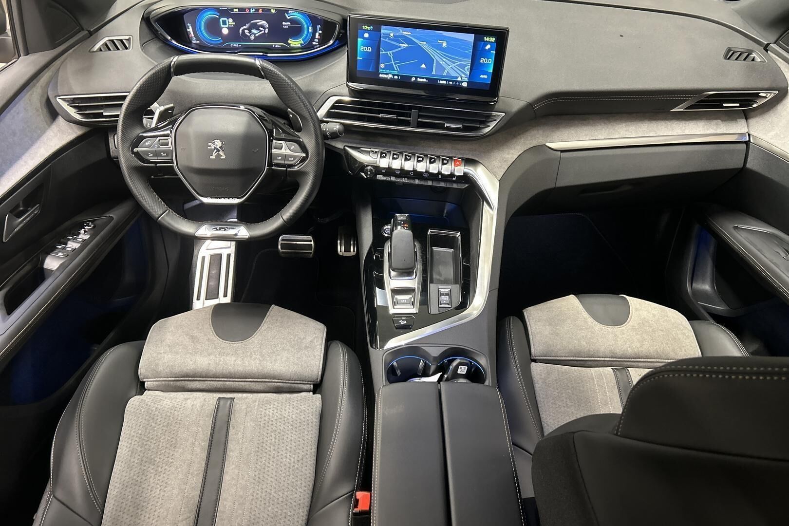 Peugeot 3008 iso kuva 9