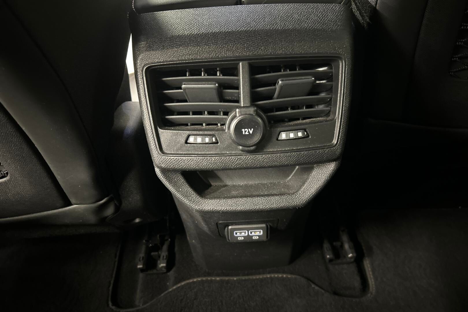 Peugeot 3008 iso kuva 22