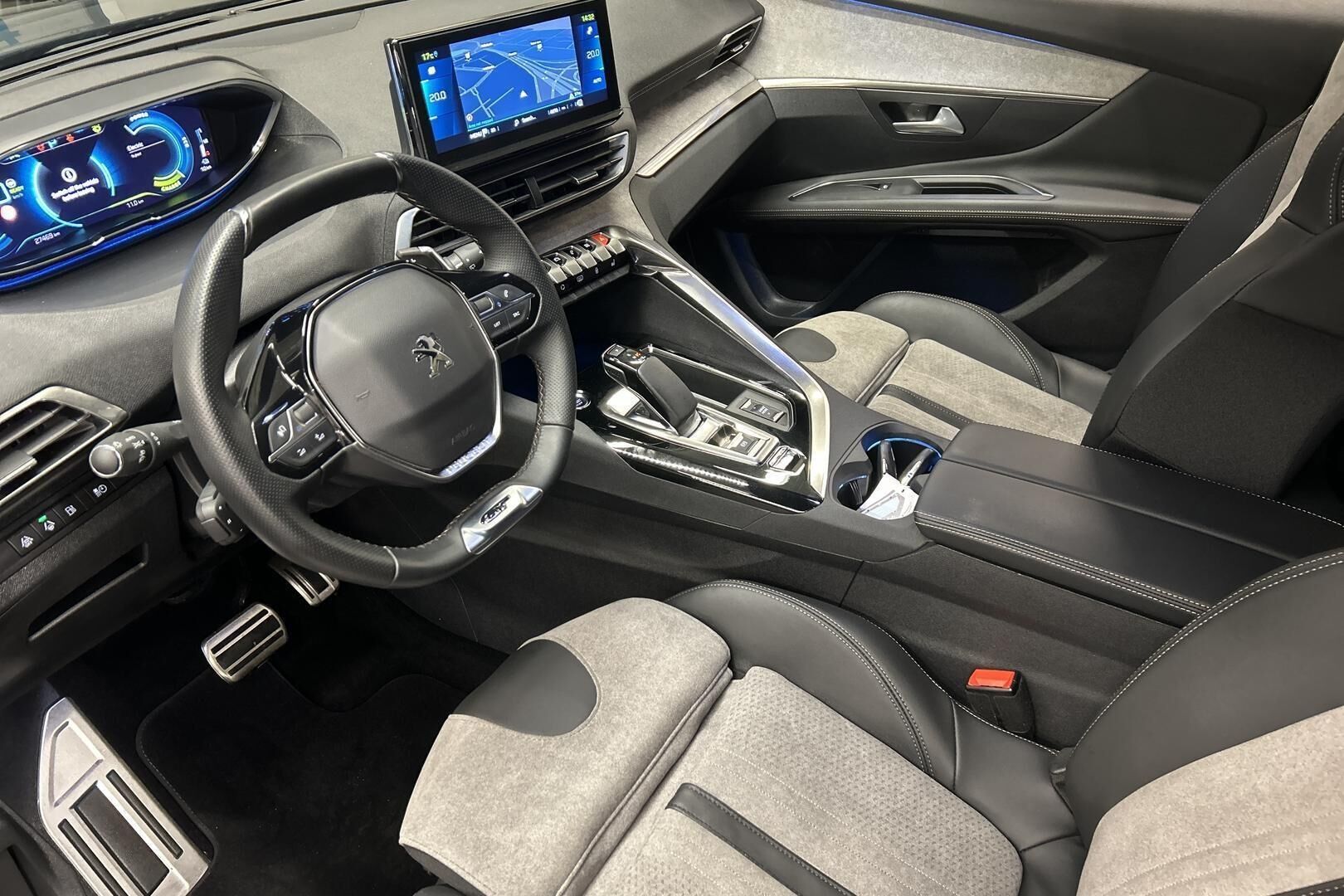 Peugeot 3008 iso kuva 7