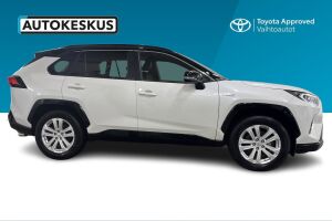 Toyota RAV4 esikatselu 3