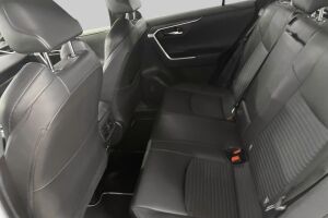 Toyota RAV4 esikatselu 9