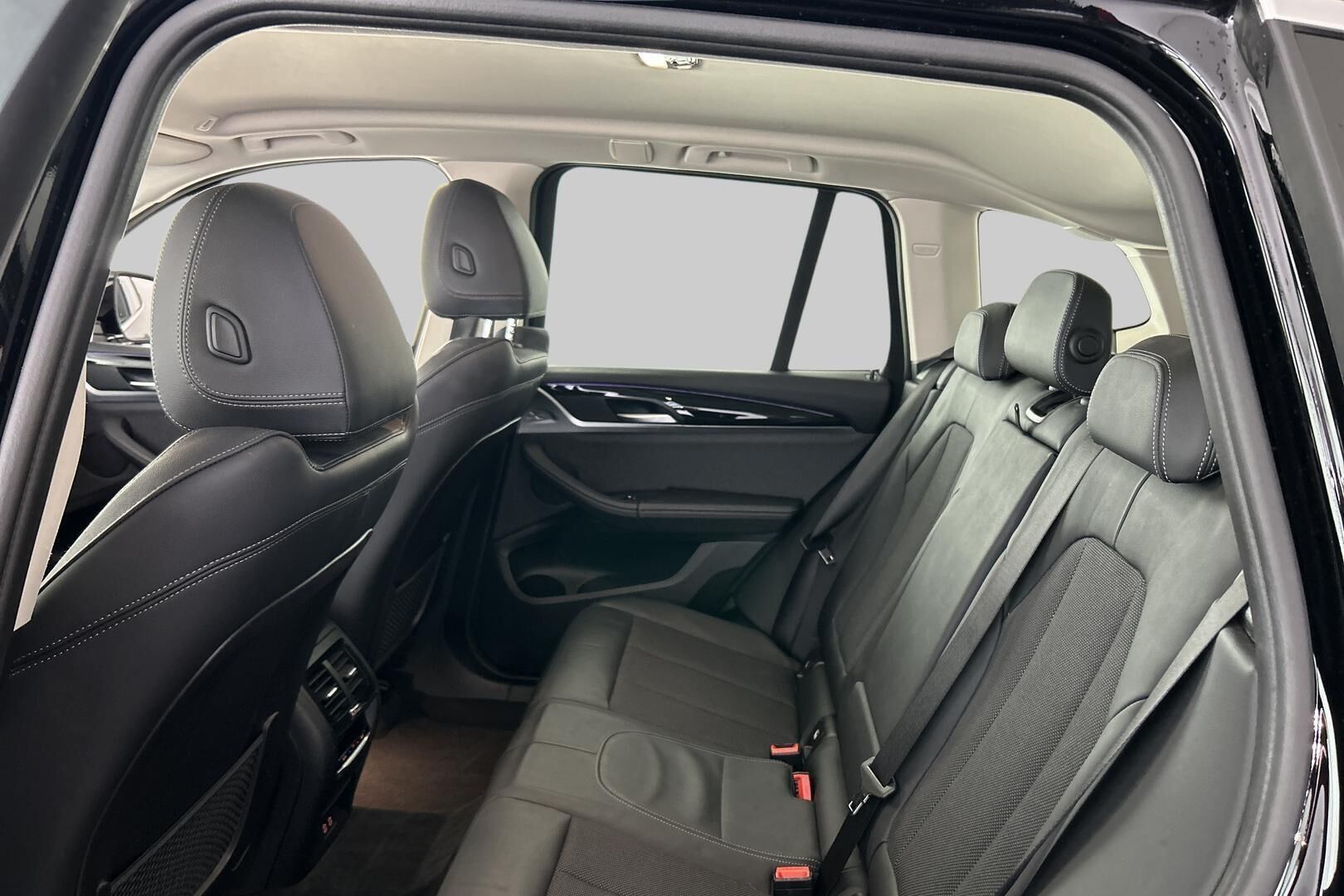 BMW X3 iso kuva 10