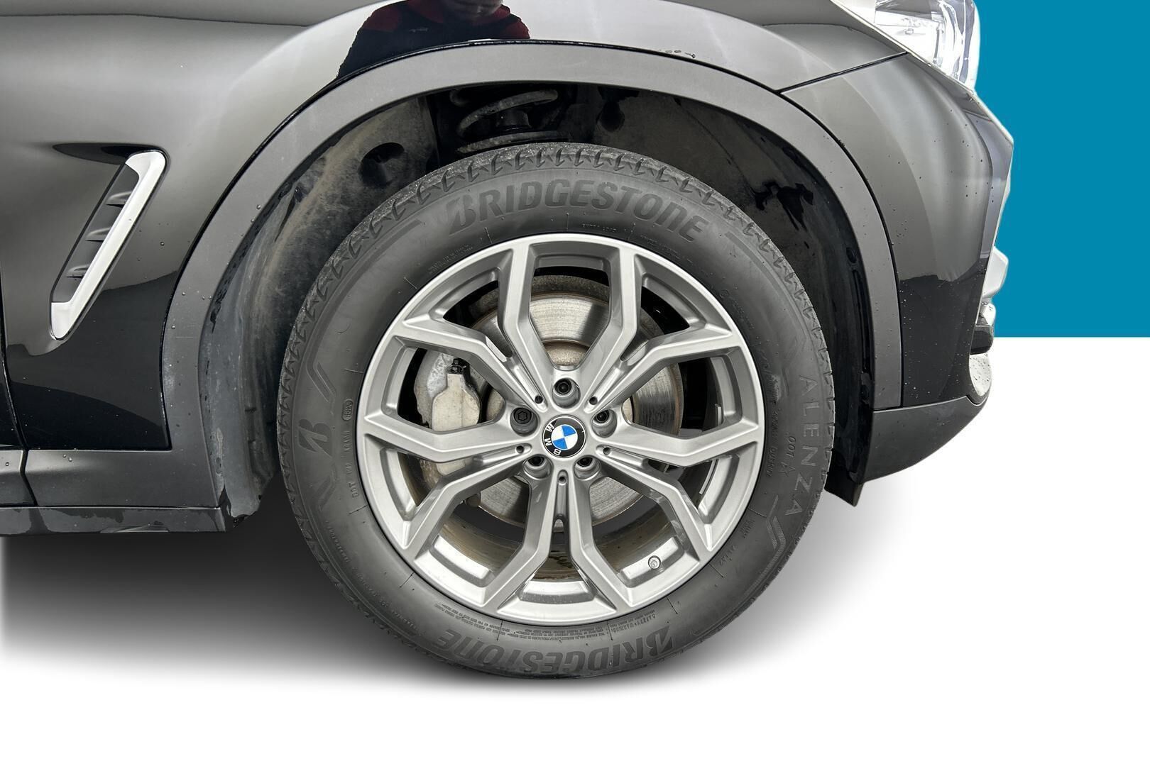 BMW X3 iso kuva 13