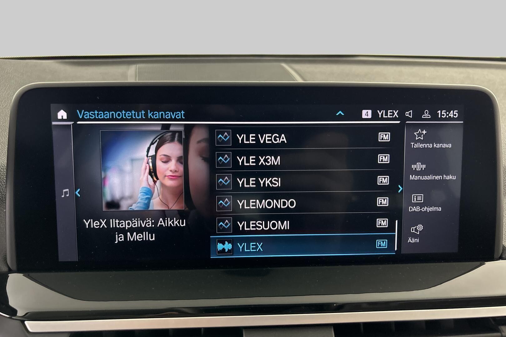 BMW X3 iso kuva 17