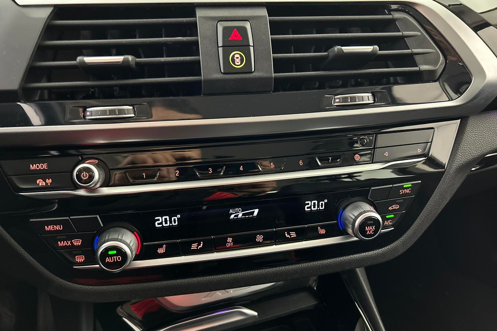 BMW X3 iso kuva 22