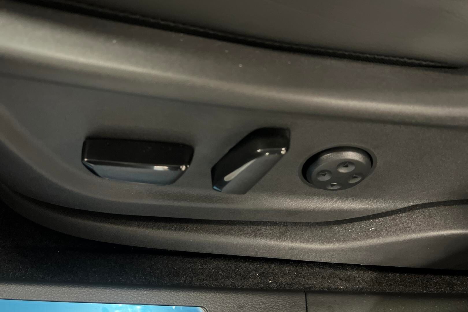 Nissan Ariya iso kuva 16