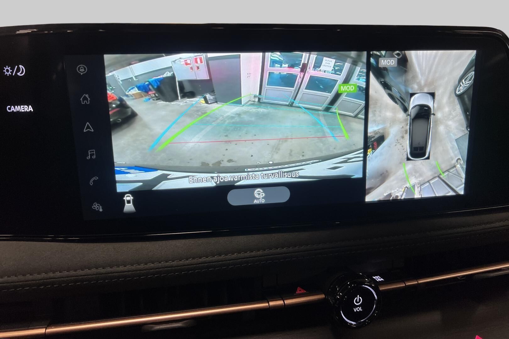 Nissan Ariya iso kuva 23