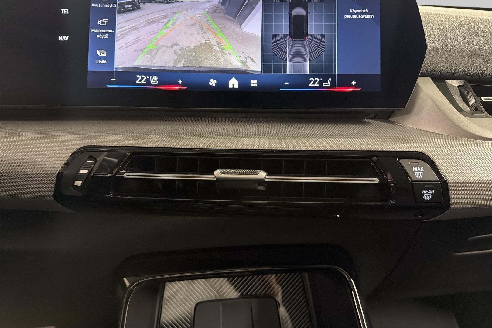 BMW X1 iso kuva 24