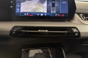 BMW X1 esikatselu 24