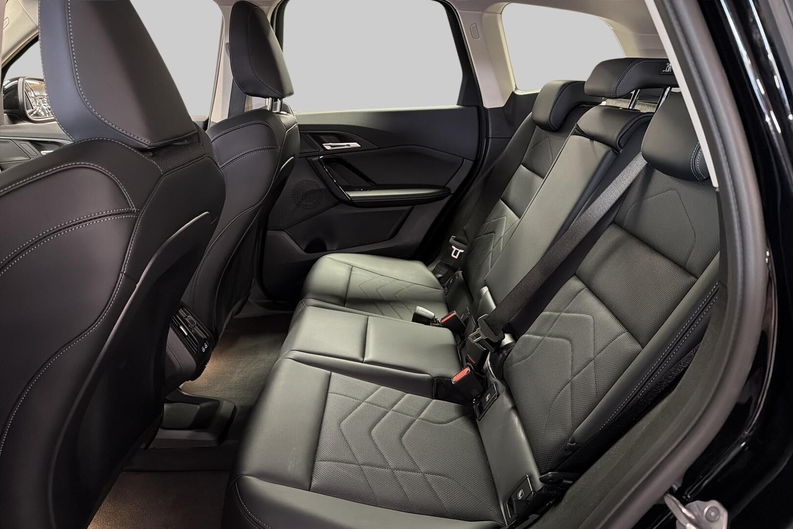 BMW X1 iso kuva 6