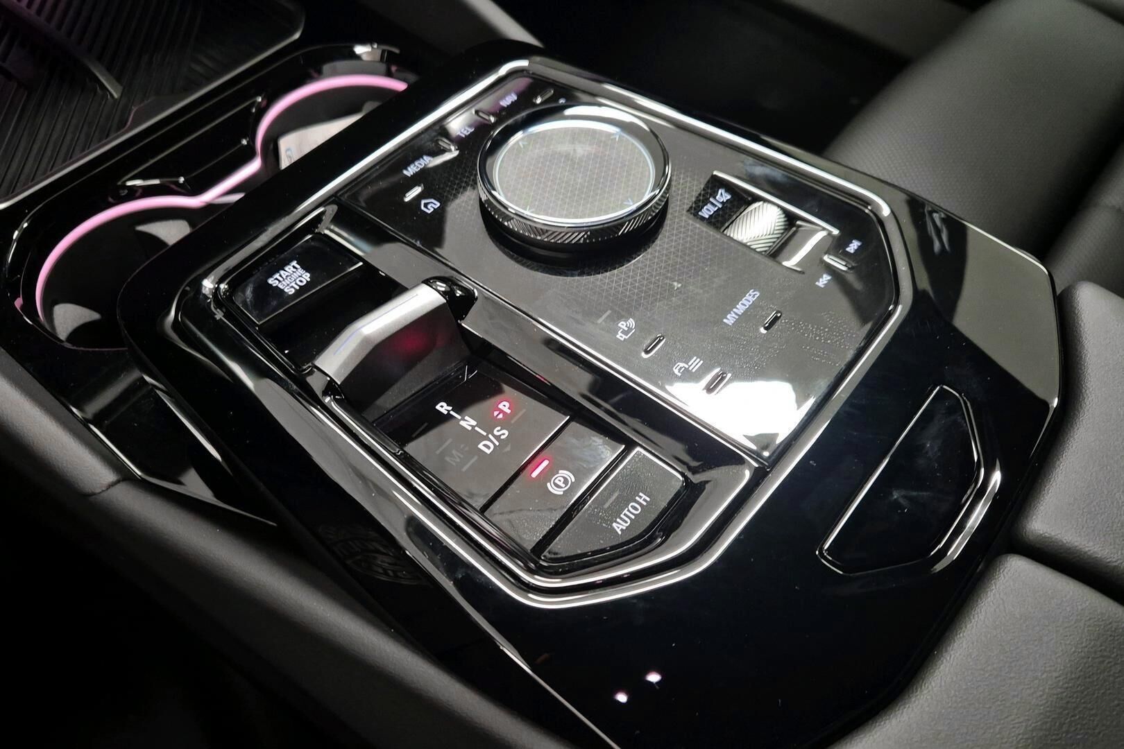 BMW 5-sarja iso kuva 16