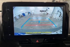 Toyota Yaris esikatselu 12