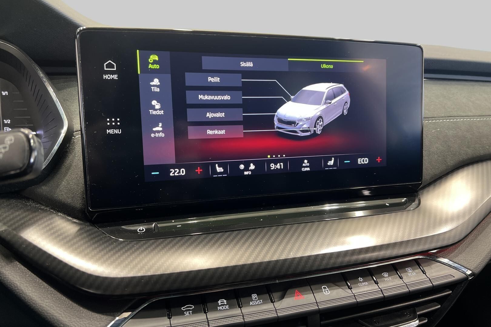 SKODA OCTAVIA iso kuva 17