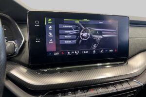 SKODA OCTAVIA esikatselu 18