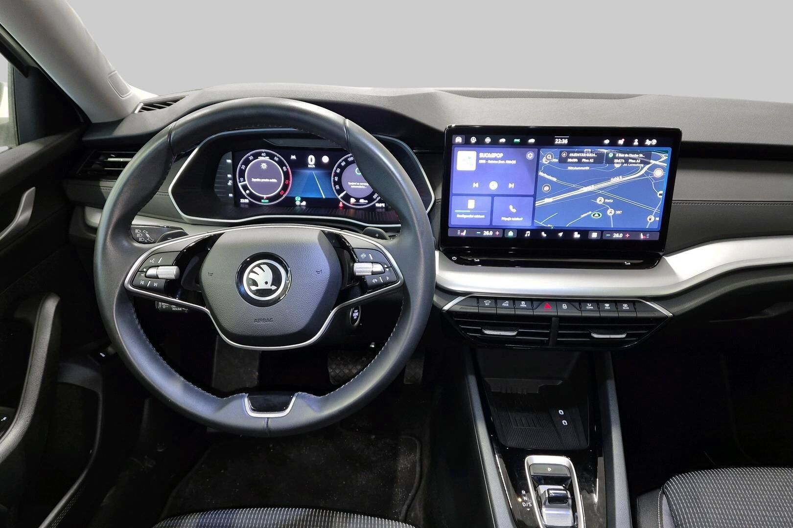 SKODA OCTAVIA iso kuva 1