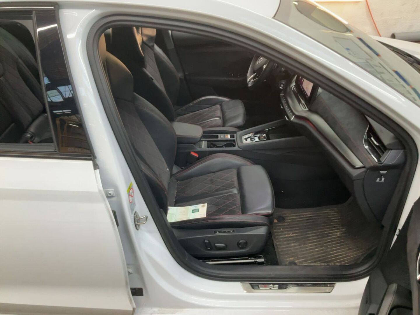 SKODA OCTAVIA iso kuva 1