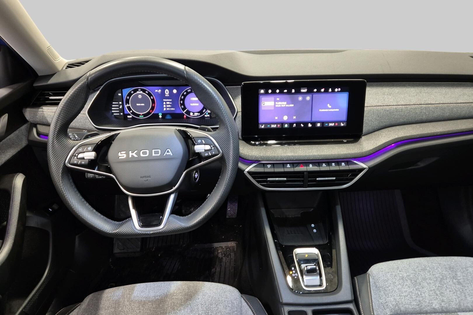 SKODA OCTAVIA iso kuva 0