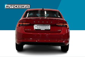 SKODA OCTAVIA esikatselu 5