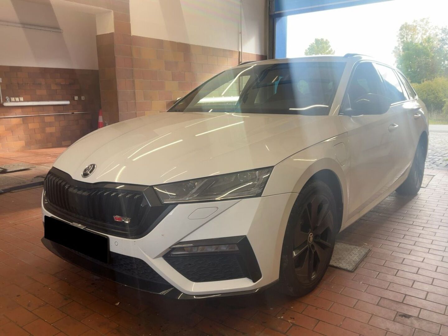 SKODA OCTAVIA iso kuva 0