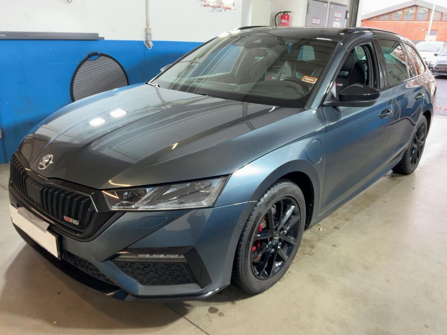 SKODA OCTAVIA iso kuva 0